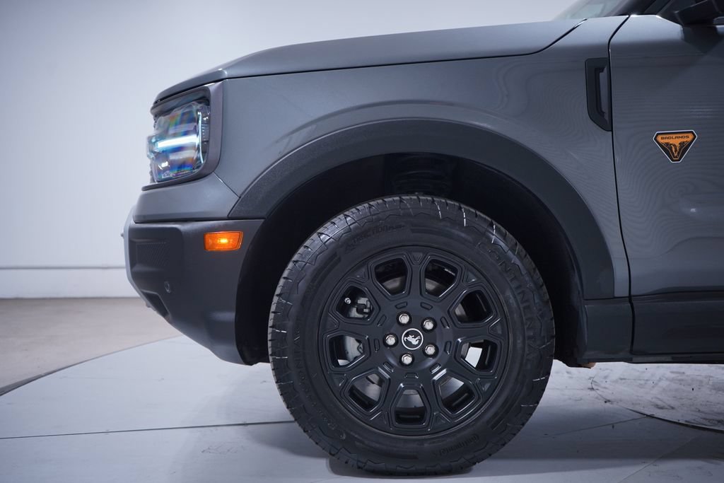 Used 2025 Ford Bronco Sport Badlands AWD/4WD image 2