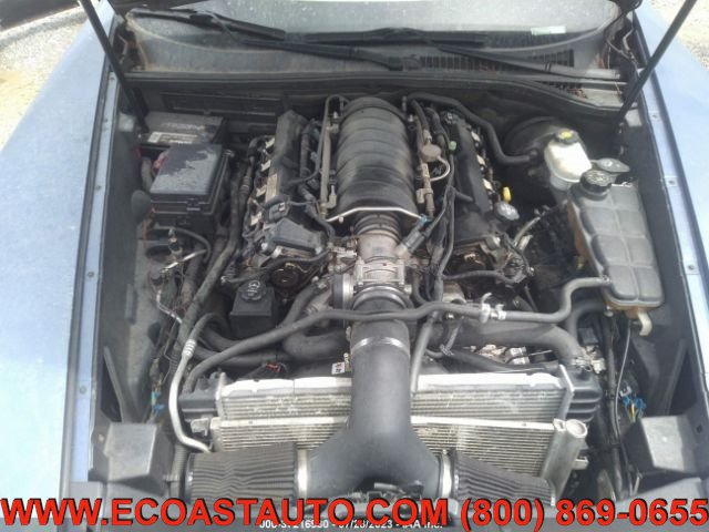 Used 2005 Cadillac XLR RWD image 5
