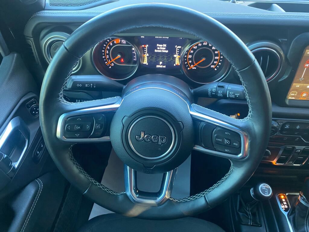 Used 2022 Jeep Wrangler Unlimited Sahara w/ Cold Weather Group image 11