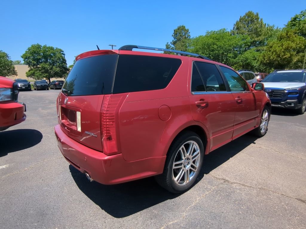 Used 2009 Cadillac SRX AWD V8 w/ Third Row Seating Package image 3