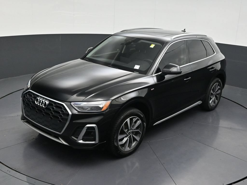 Used 2023 Audi Q5 2.0T Premium Plus w/ Premium Plus Package AWD/4WD image 14