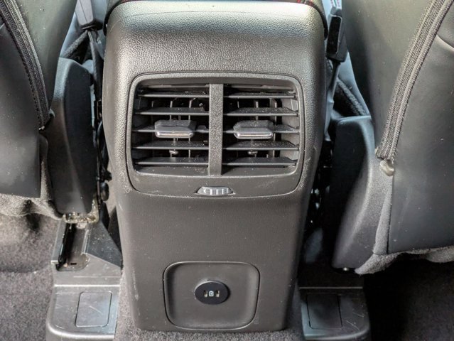 Used 2025 Ford Escape ST-Line image 18