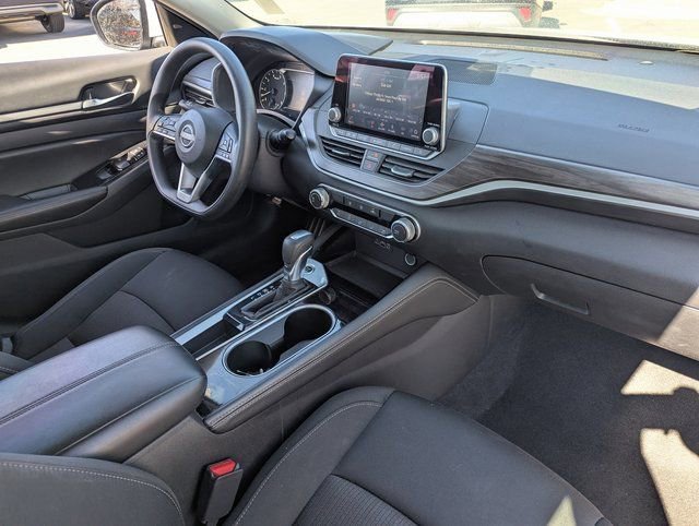 Used 2023 Nissan Altima 2.5 SV FWD image 31