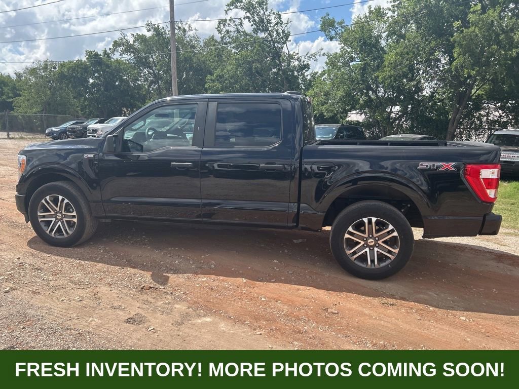 Used 2022 Ford F150 XL w/ STX Appearance Package RWD image 5
