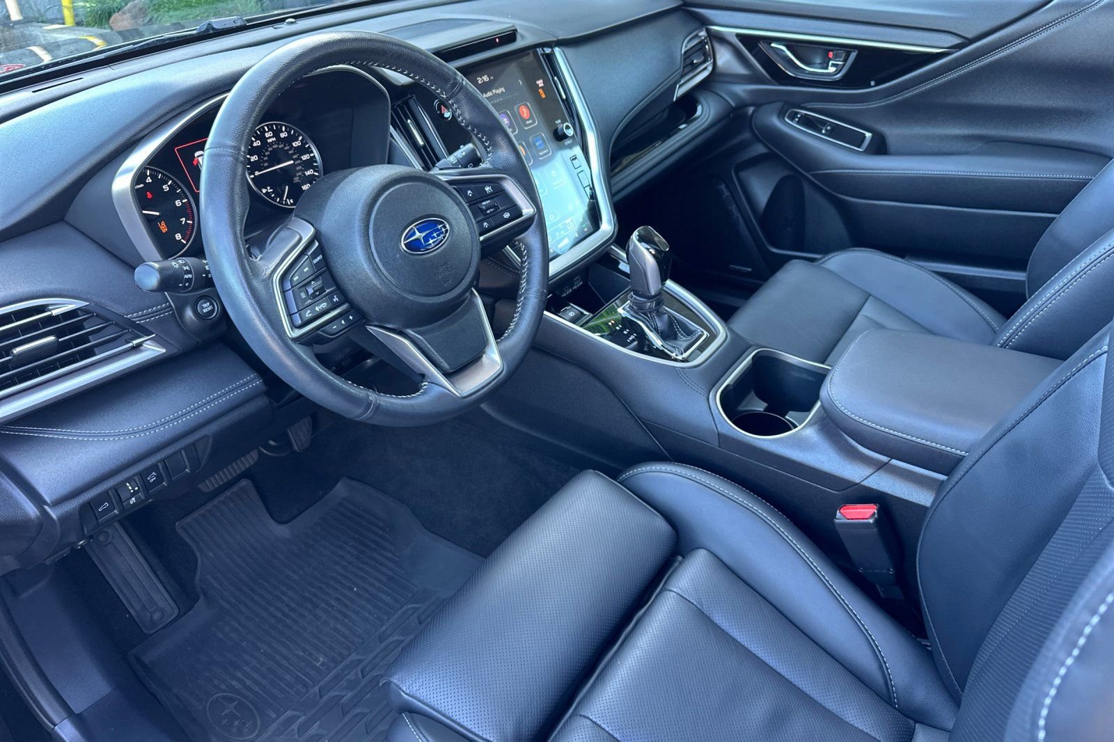 Used 2024 Subaru Outback Limited image 12