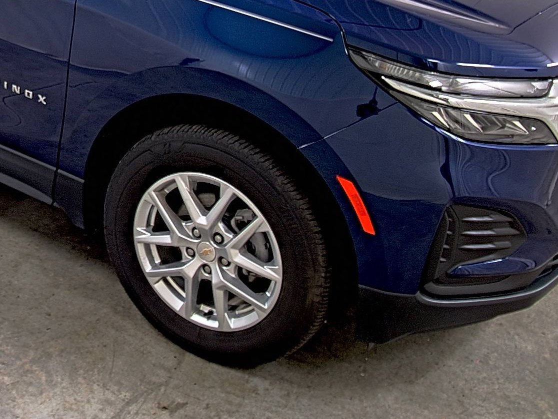Used 2023 Chevrolet Equinox LS w/ LS Convenience Package image 14