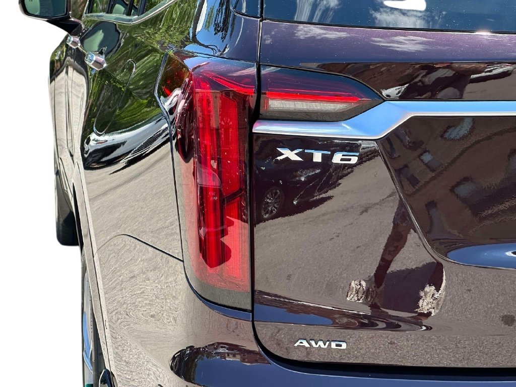 Used 2020 Cadillac XT6 Premium Luxury AWD/4WD image 28