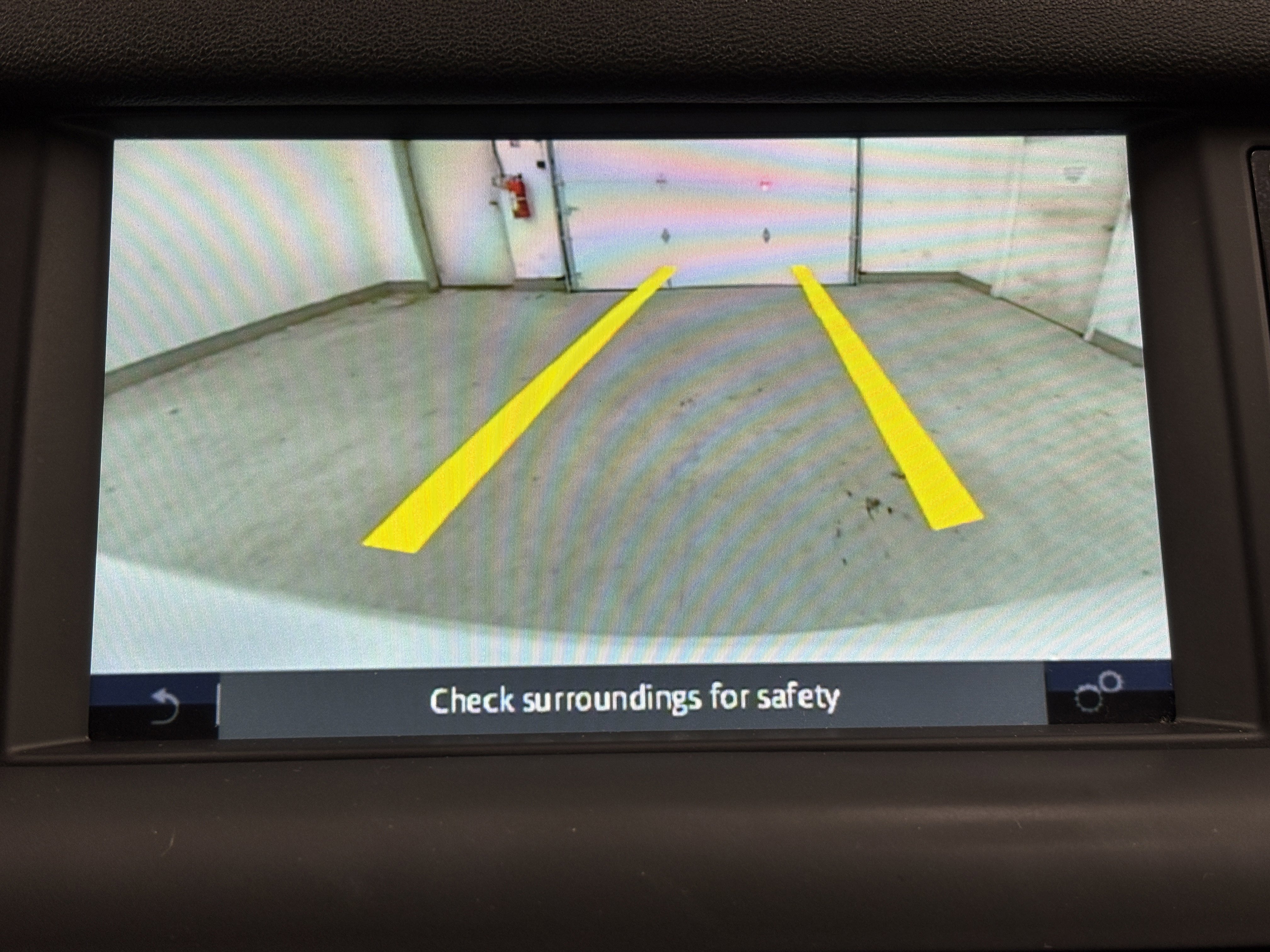 Used 2019 Land Rover Discovery Sport HSE AWD/4WD image 17