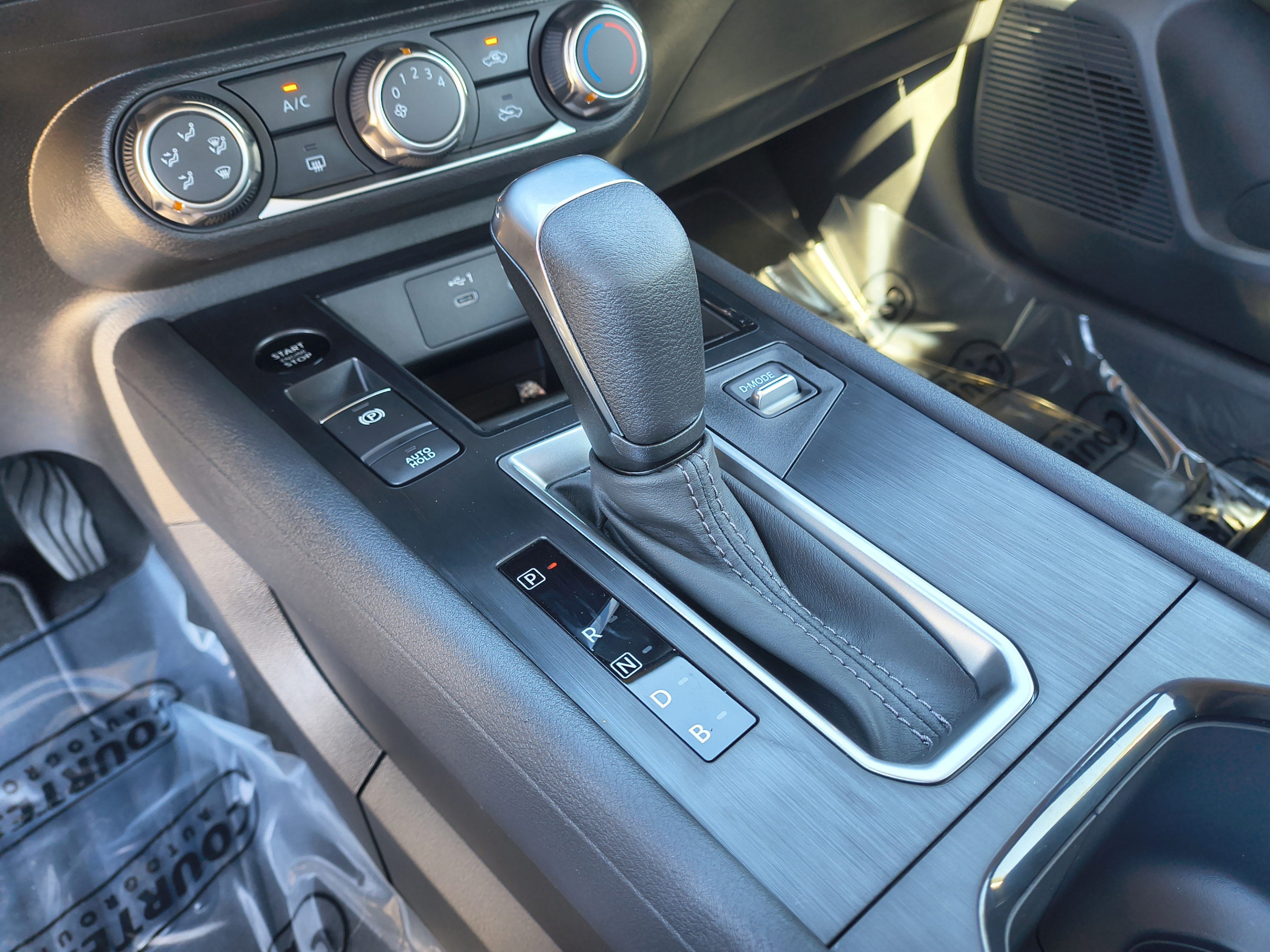 New 2027 Nissan Kicks S FWD image 26