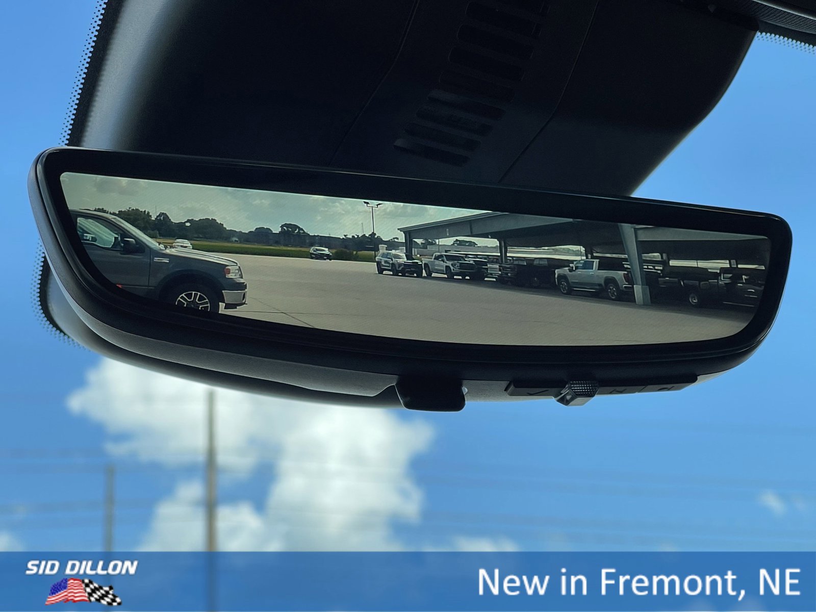 New 2026 Buick Enclave Sport Touring w/ Power Package image 7