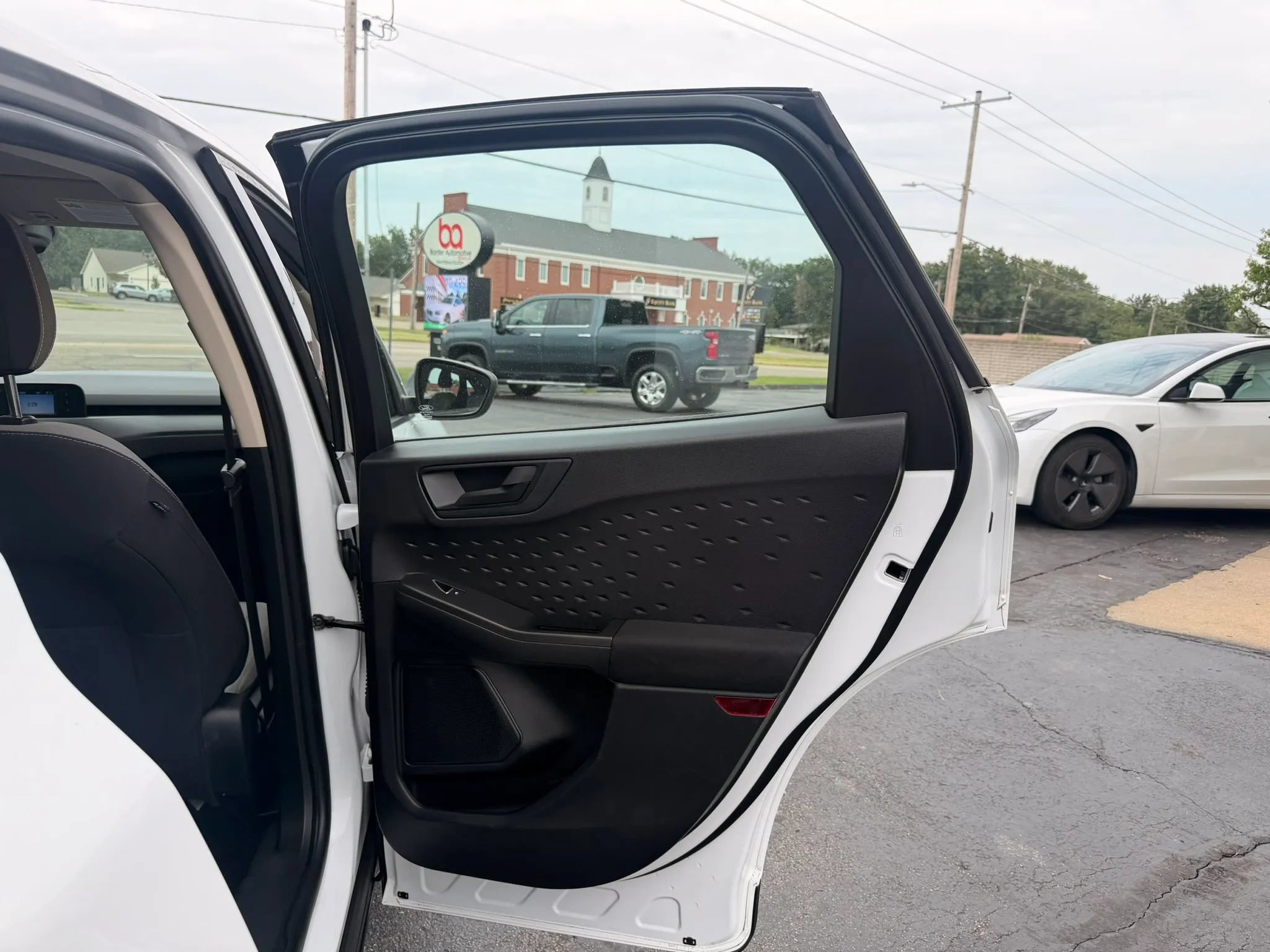 Used 2020 Ford Escape S FWD image 25