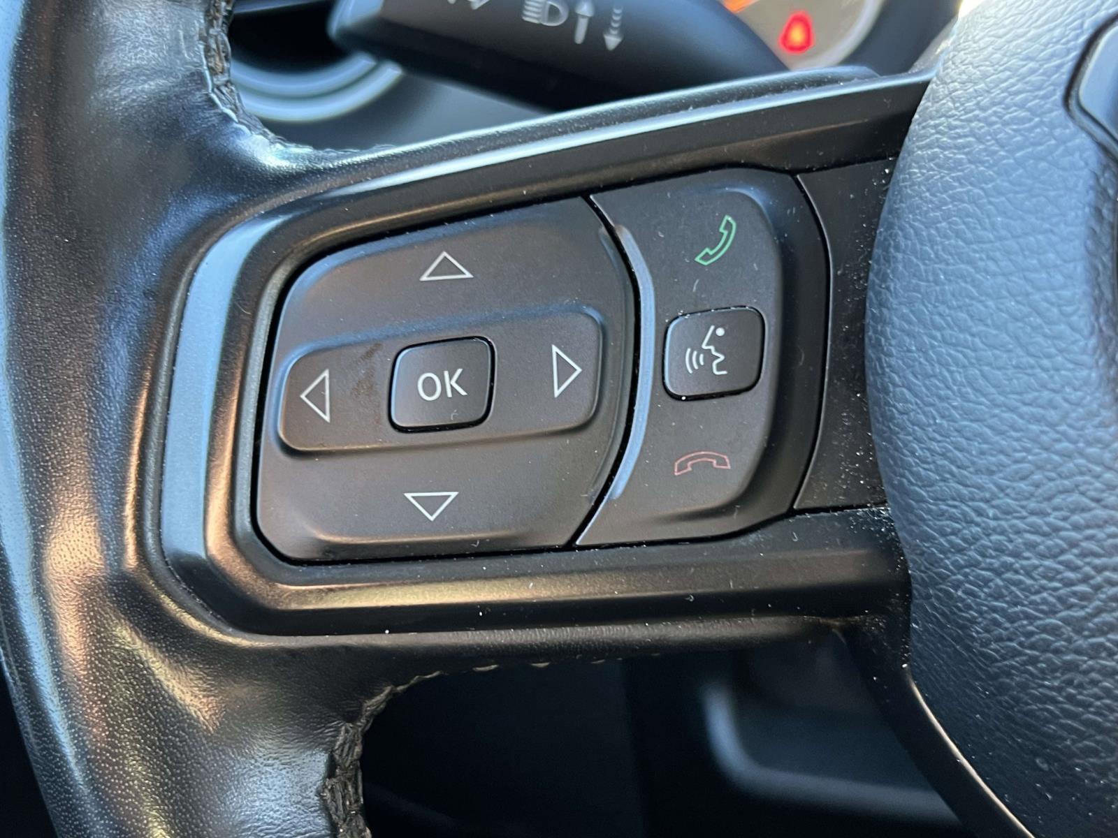 Used 2022 Jeep Gladiator Sport image 24