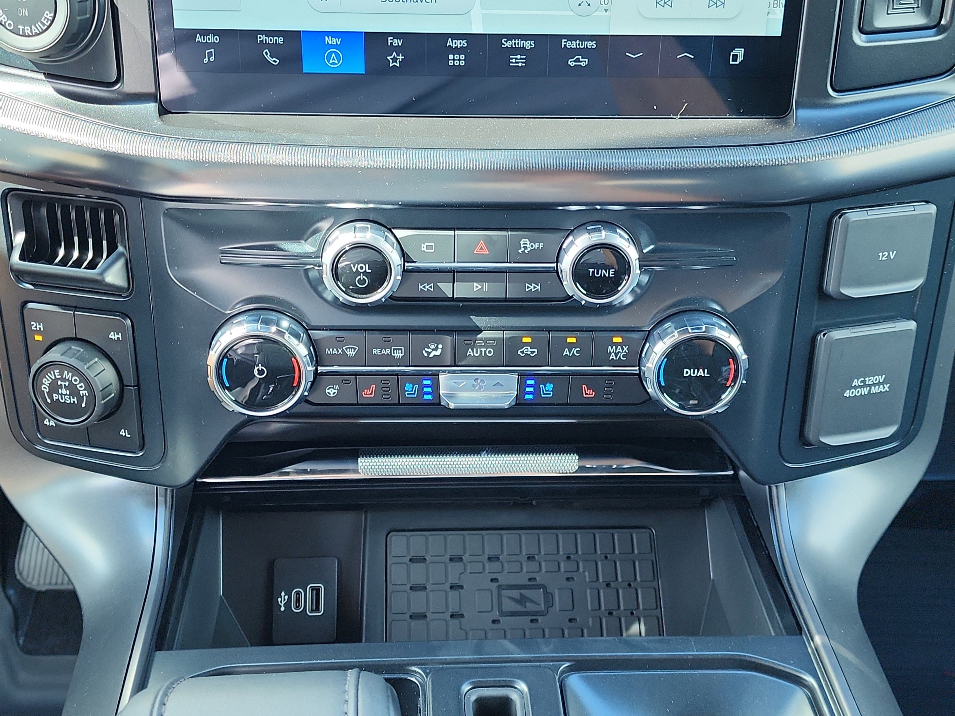 New 2025 Ford F150 Lariat image 13