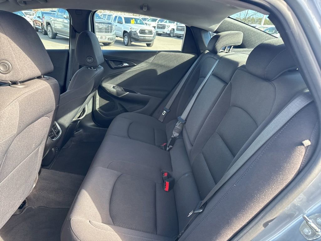 Used 2023 Chevrolet Malibu LT image 12
