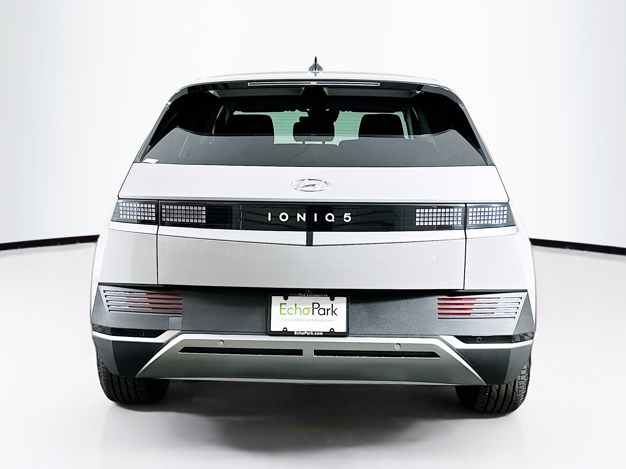 Used 2024 Hyundai Ioniq 5 SE RWD image 7