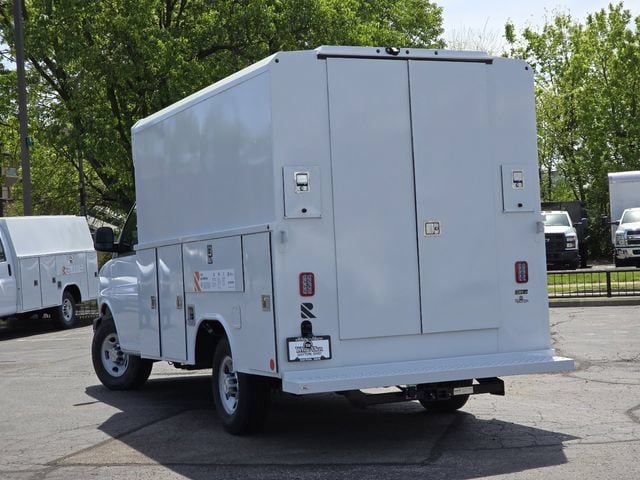 New 2026 Chevrolet Express 3500 w/ Power Convenience Package RWD image 10