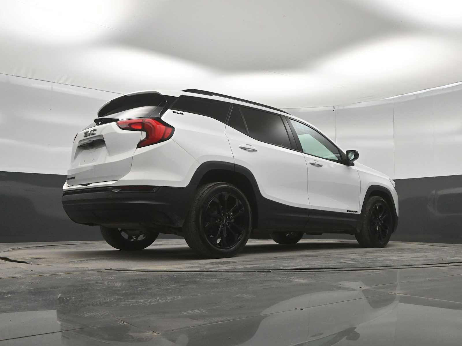 Used 2021 GMC Terrain SLE w/ Driver Convenience Package FWD image 39