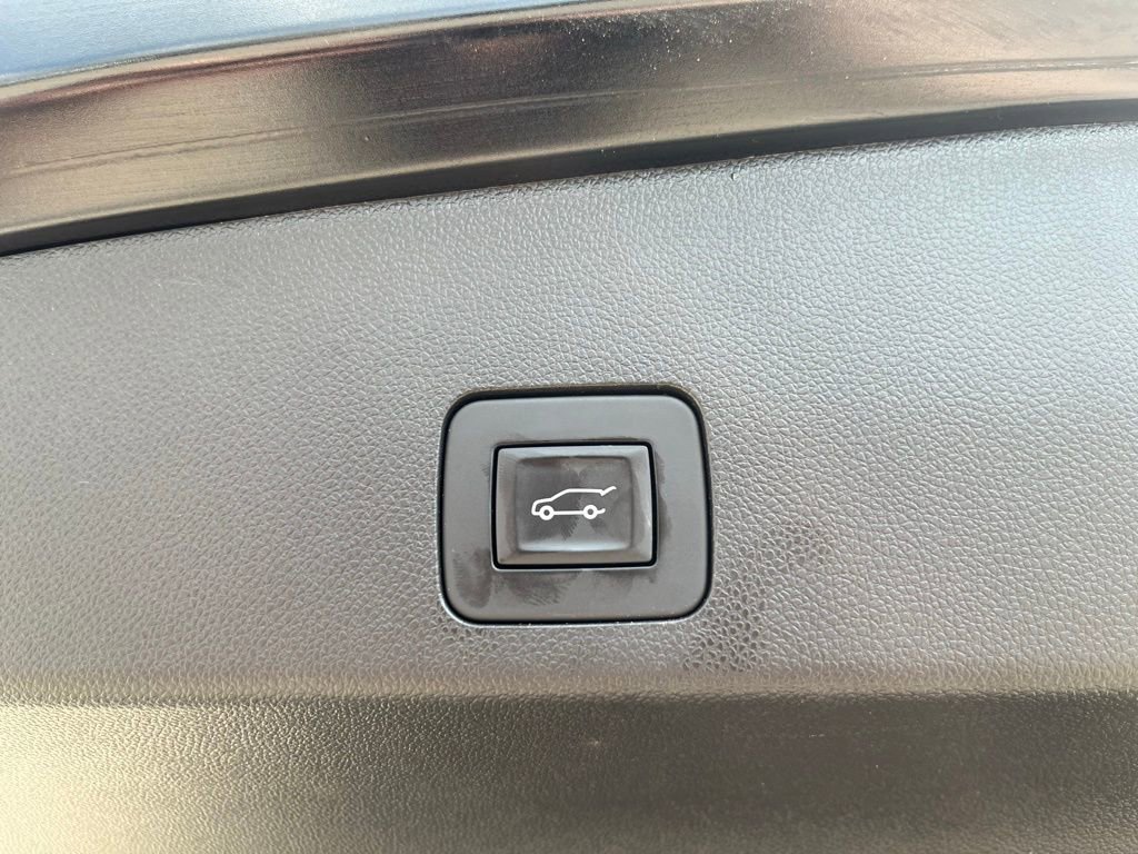 Used 2025 Buick Encore GX Sport Touring w/ Comfort Package FWD image 10