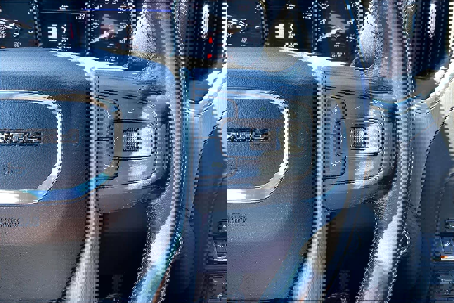 Used 2020 GMC Sierra 1500 Denali w/ Denali Premium Package image 18