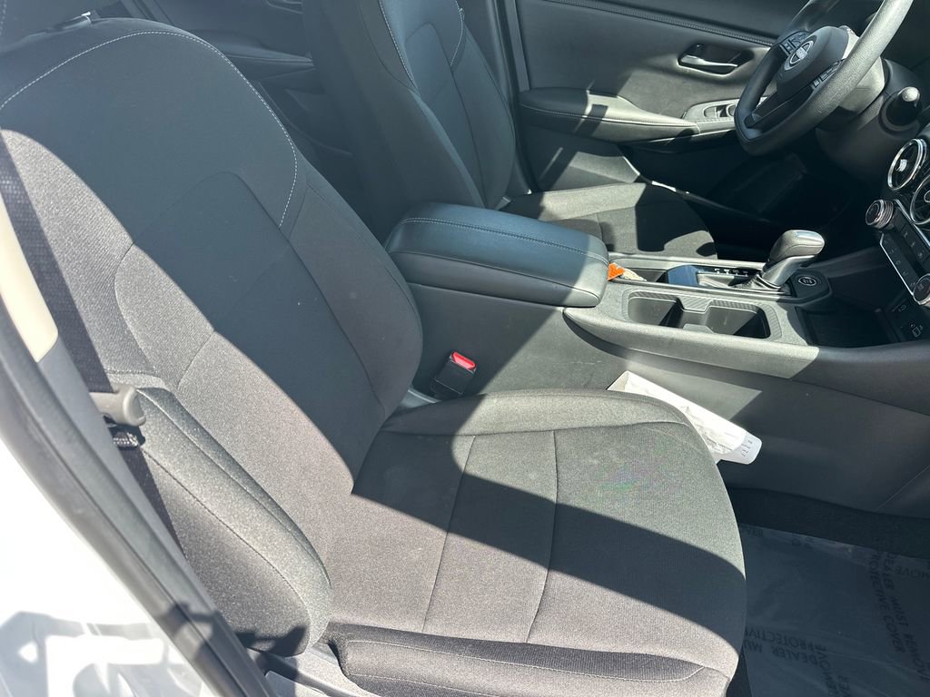 Used 2025 Nissan Sentra S FWD image 13