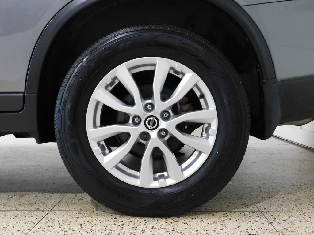 Used 2020 Nissan Rogue SV AWD/4WD image 65