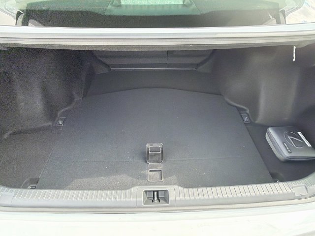 Used 2026 Lexus IS 350 F Sport RWD image 12