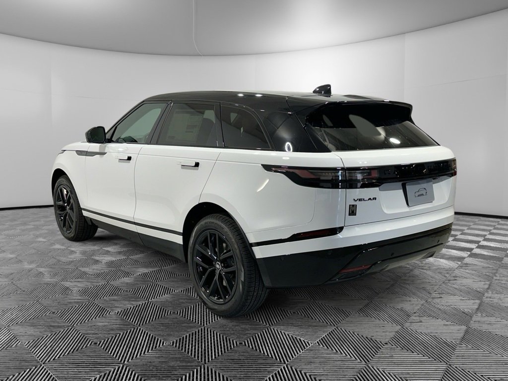 New 2026 Land Rover Range Rover Velar Dynamic SE image 7