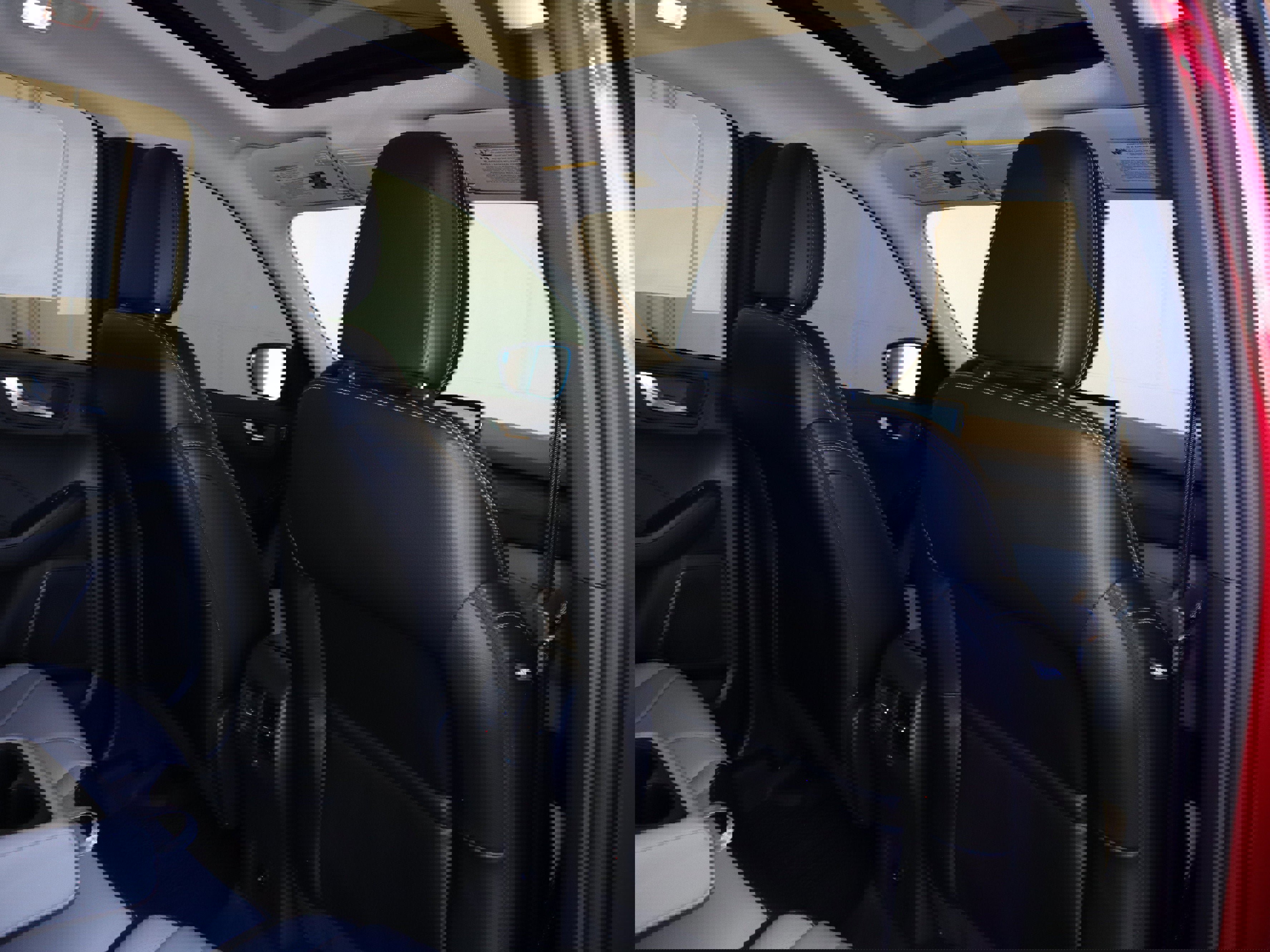 New 2025 Ford Escape SE w/ PHEV Premium Package image 41