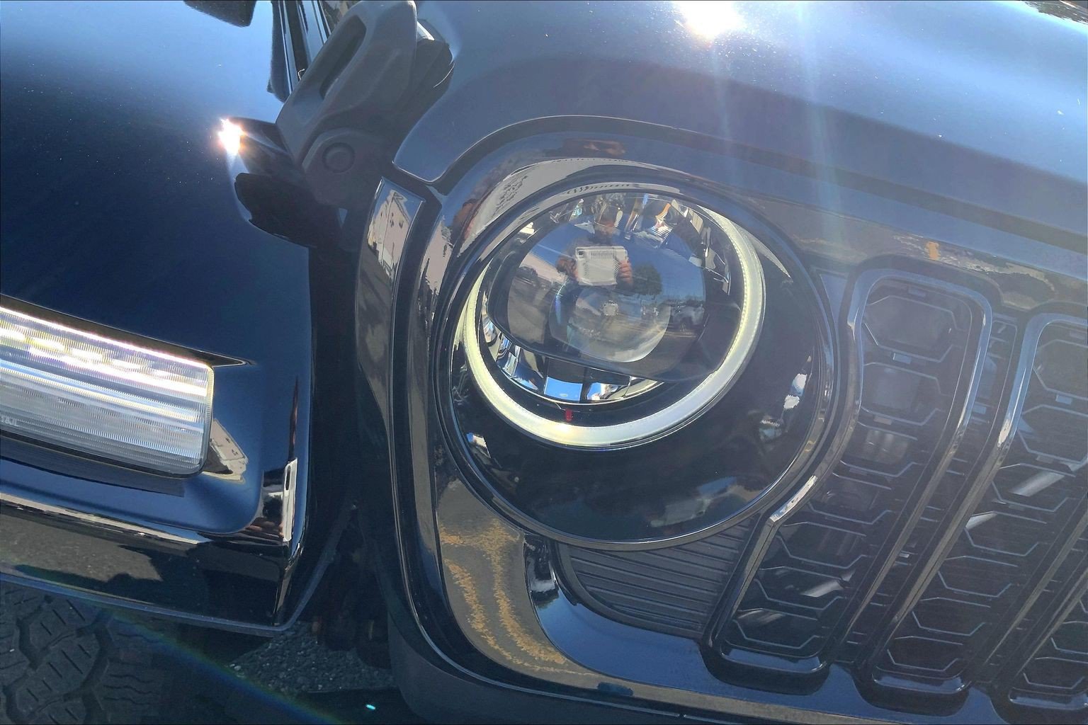 Used 2024 Jeep Wrangler High Altitude AWD/4WD image 26