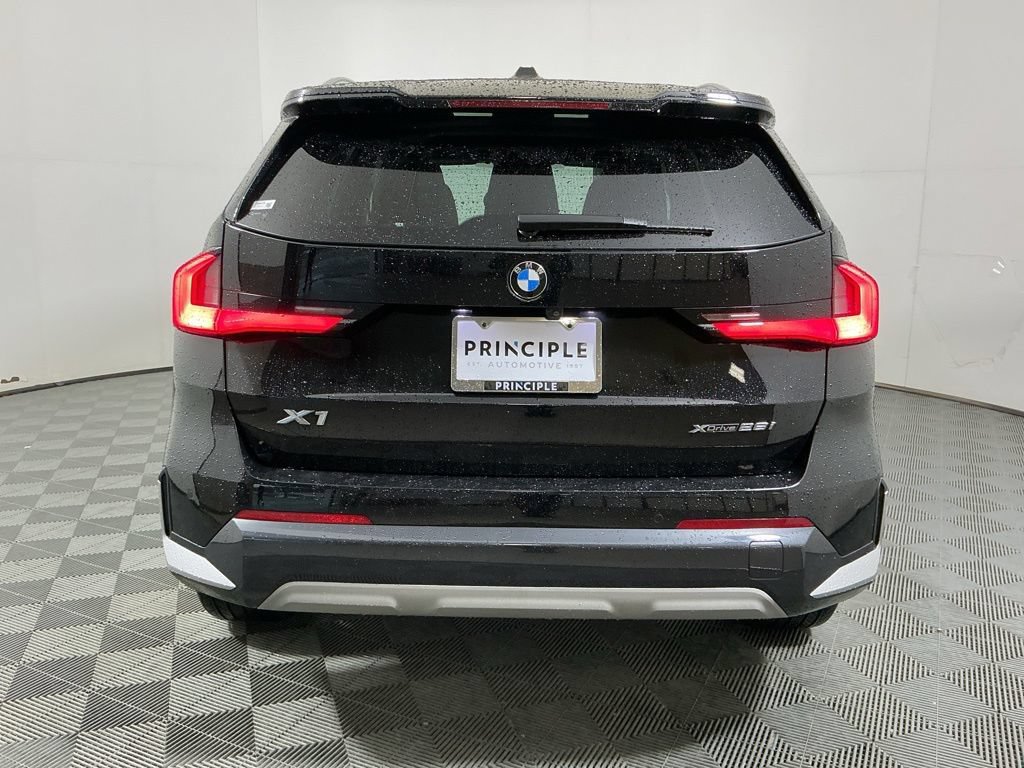 Certified 2025 BMW X1 xDrive28i w/ Convenience Package AWD/4WD image 6
