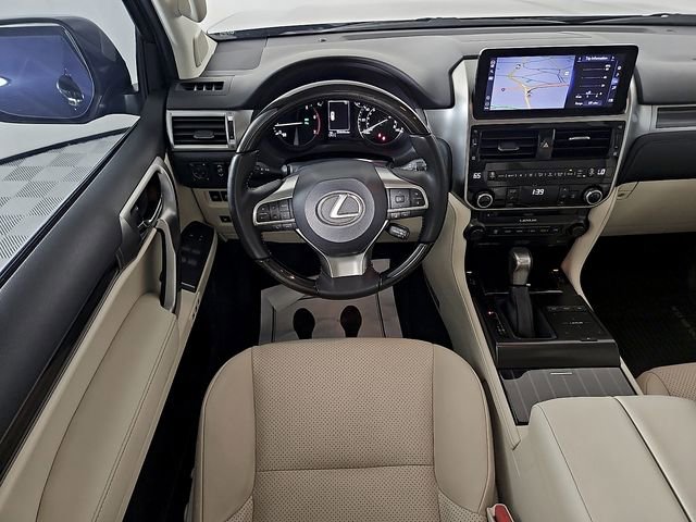 Used 2023 Lexus GX 460 Luxury w/ Sport Design Package AWD/4WD image 14