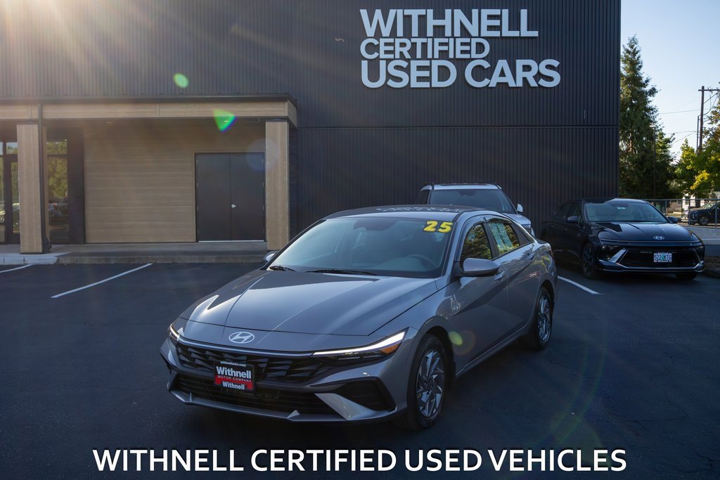 Certified 2025 Hyundai Elantra Blue