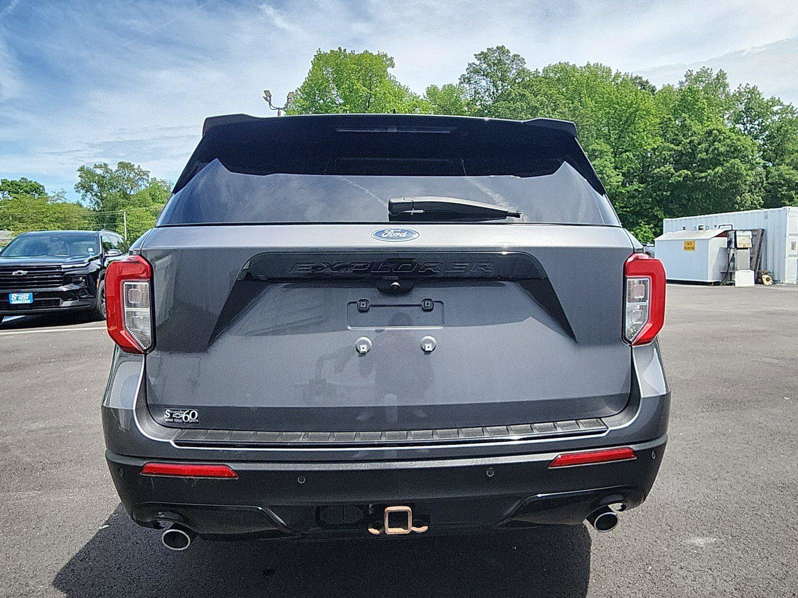Used 2022 Ford Explorer ST-Line w/ Class IV Trailer Tow Package RWD image 4