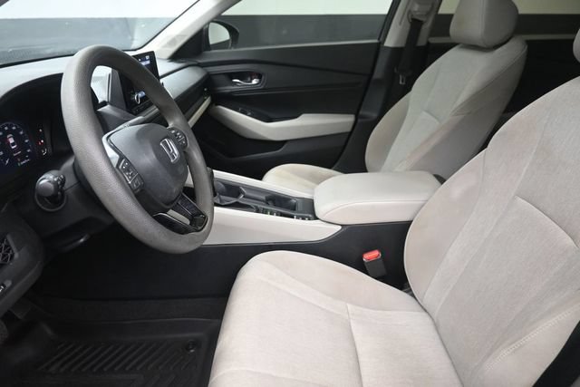 Used 2023 Honda Accord EX image 16