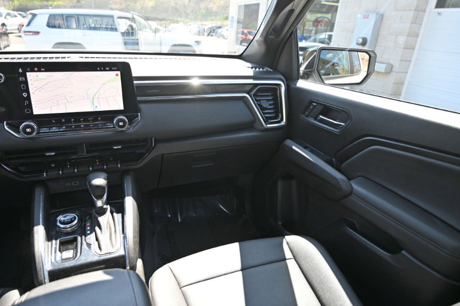 Used 2023 GMC Canyon Elevation w/ Elevation Premium Package AWD/4WD image 20