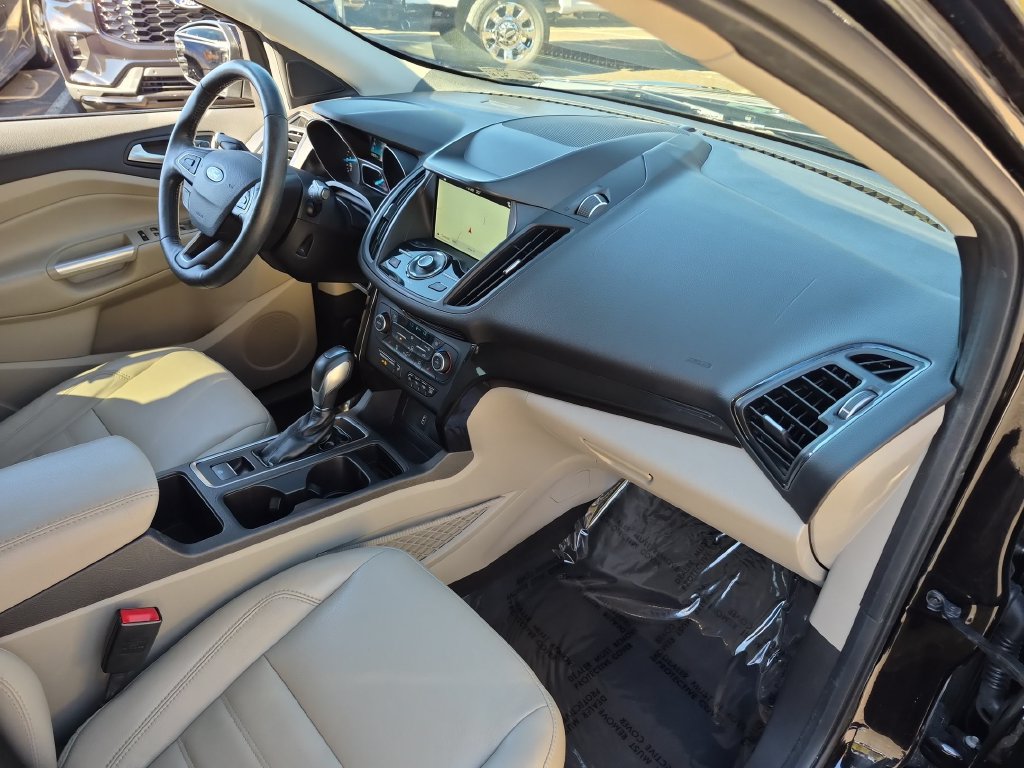 Certified 2019 Ford Escape Titanium AWD/4WD image 41