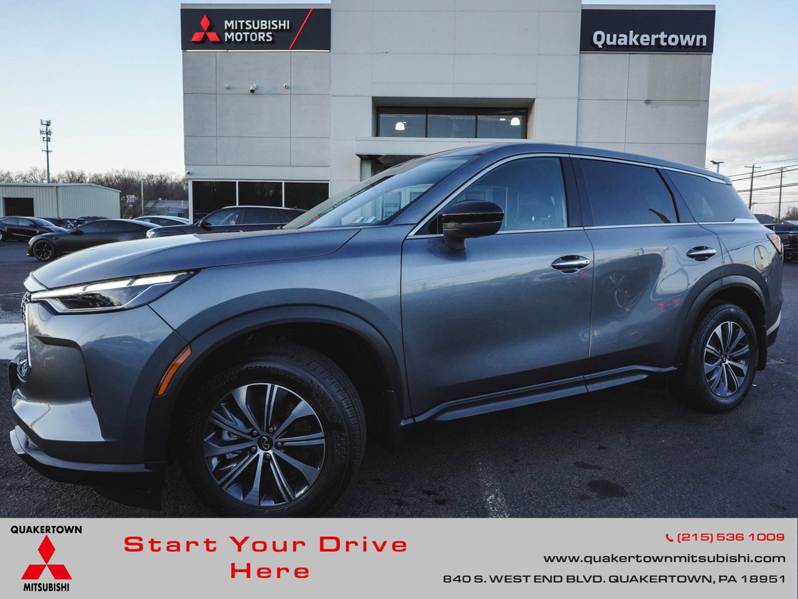 Used 2025 INFINITI QX60 Pure w/ Cargo Package image 1