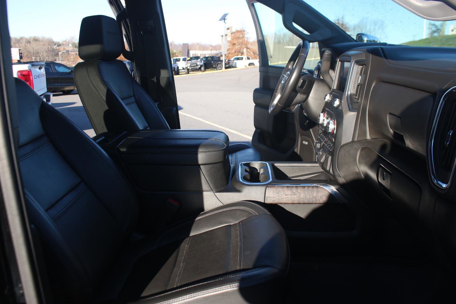 Used 2023 GMC Sierra 2500 Denali w/ Denali Ultimate Package image 39