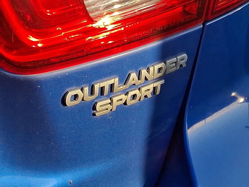 Used 2019 Mitsubishi Outlander Sport ES FWD image 5