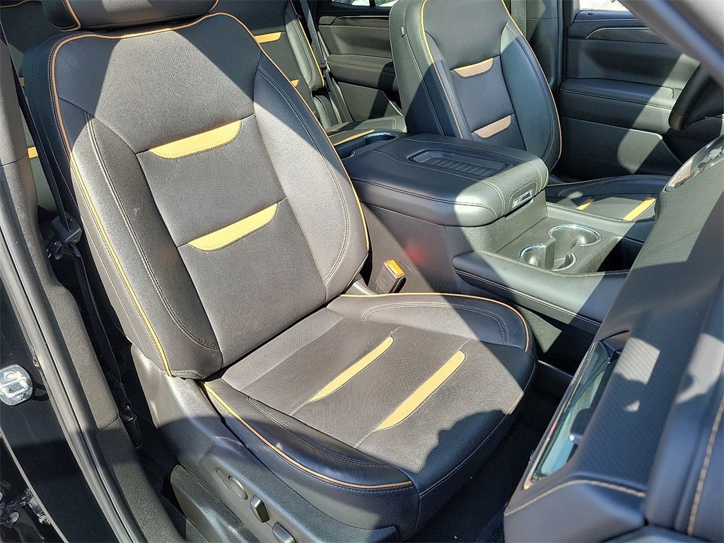 Used 2023 GMC Yukon AT4 image 19