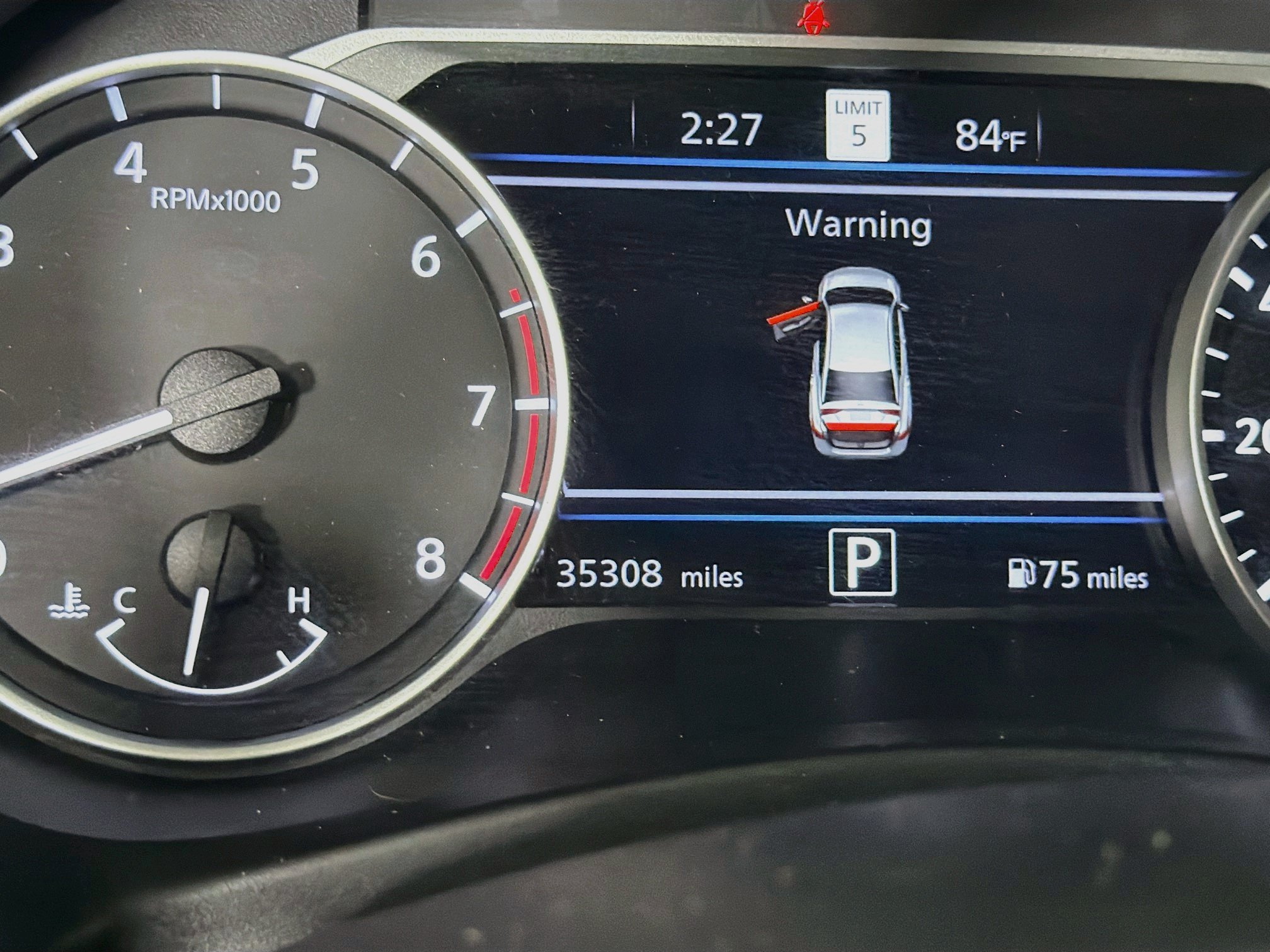 Used 2023 Nissan Sentra SR w/ Midnight Edition Package FWD image 19