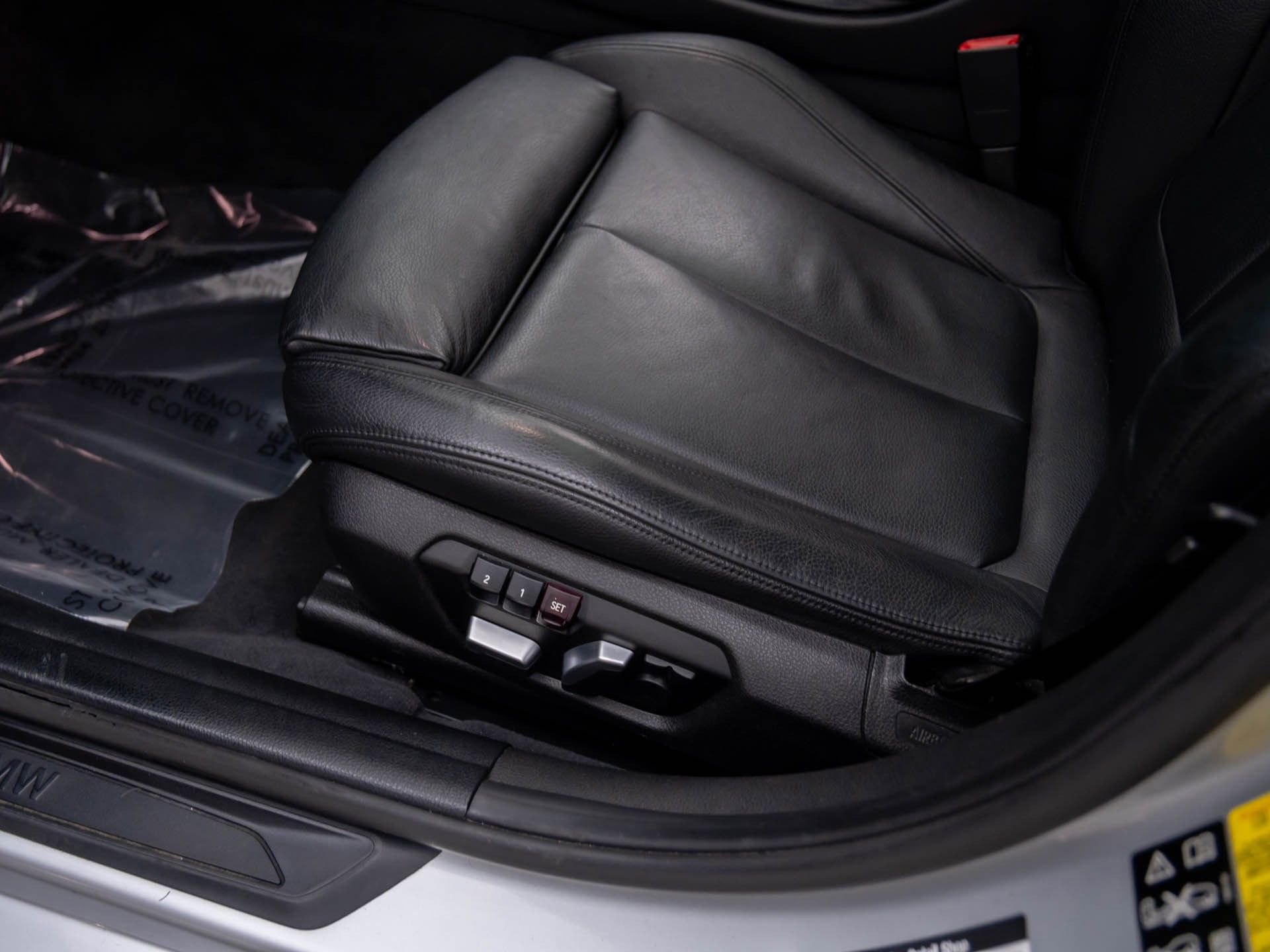 Used 2016 BMW 320i xDrive 320i xDrive image 15