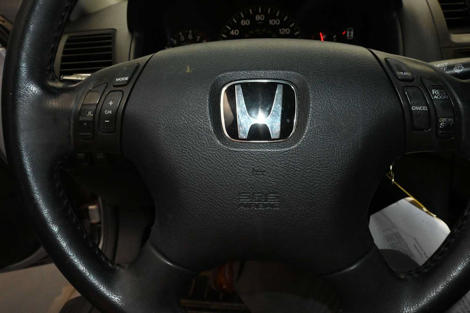 Used 2004 Honda Accord EX image 16