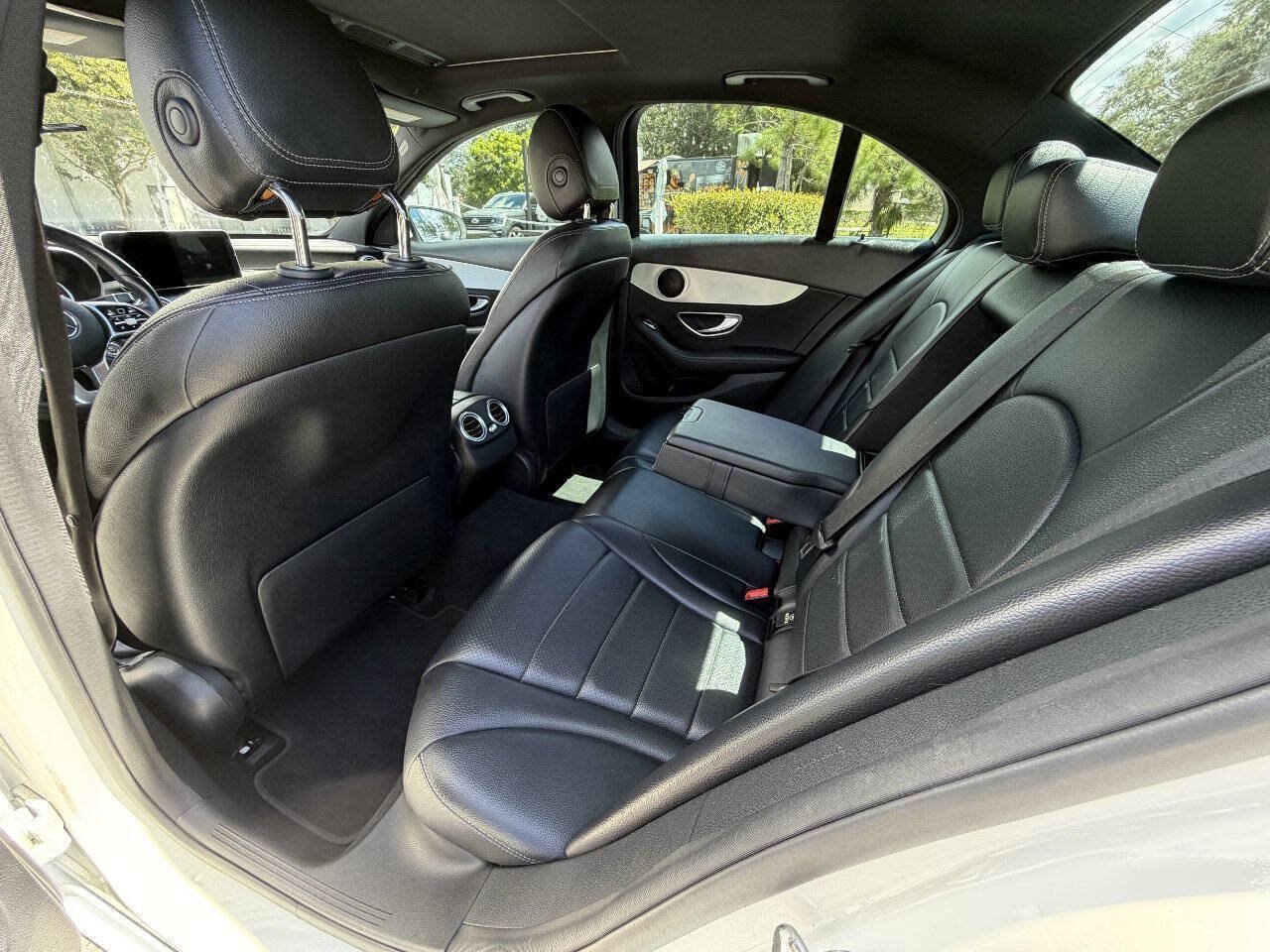 Used 2019 Mercedes-Benz C 300 Sedan image 10