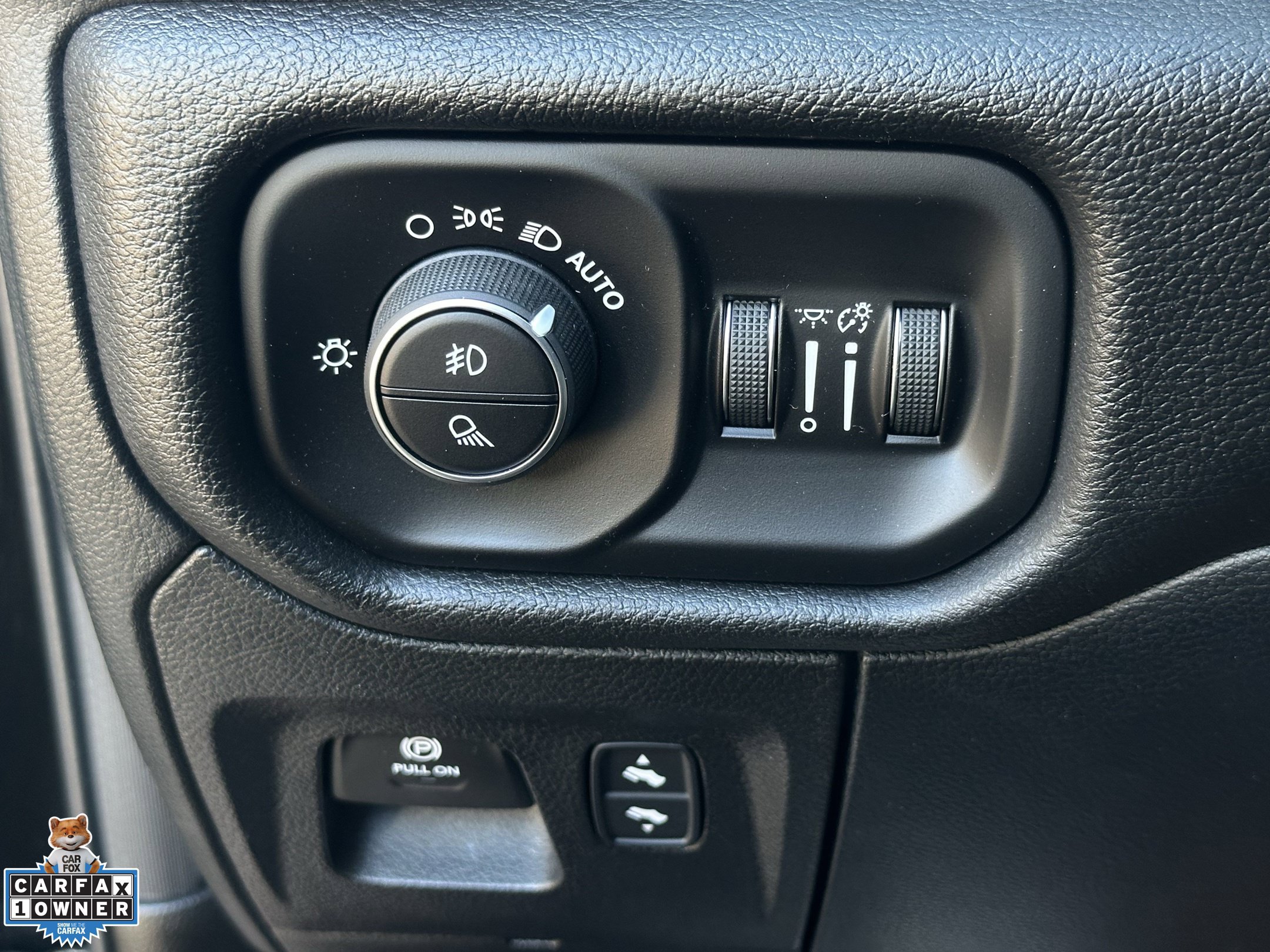 Used 2025 RAM 1500 Lone Star RWD image 22