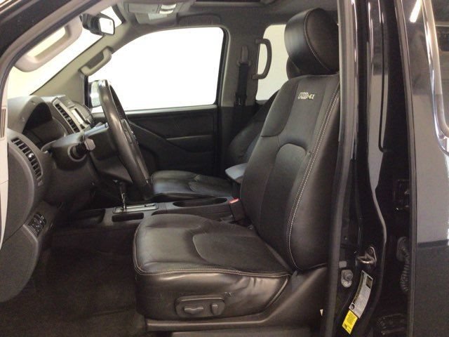 Used 2016 Nissan Frontier PRO-4X w/ Pro-4x Luxury Package AWD/4WD image 18
