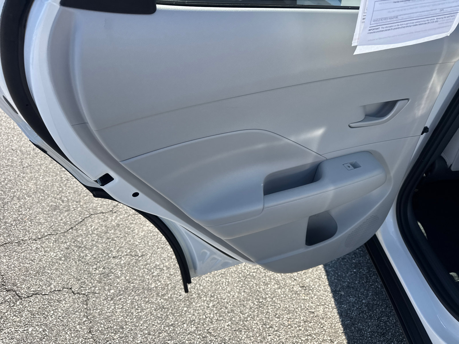 Certified 2025 Hyundai Kona SEL image 21