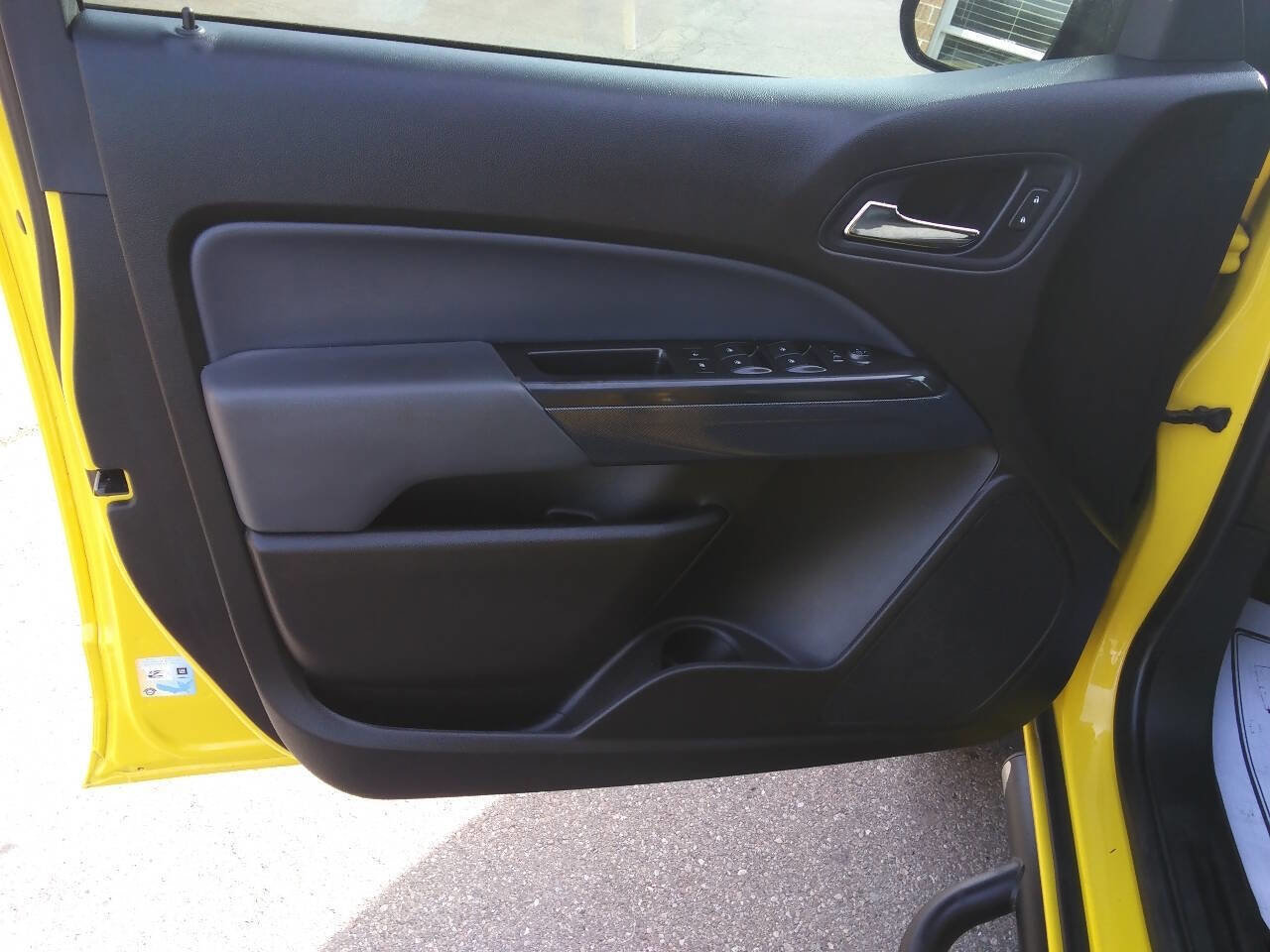 Used 2015 Chevrolet Colorado Z71 w/ Trail Boss Edition AWD/4WD image 15