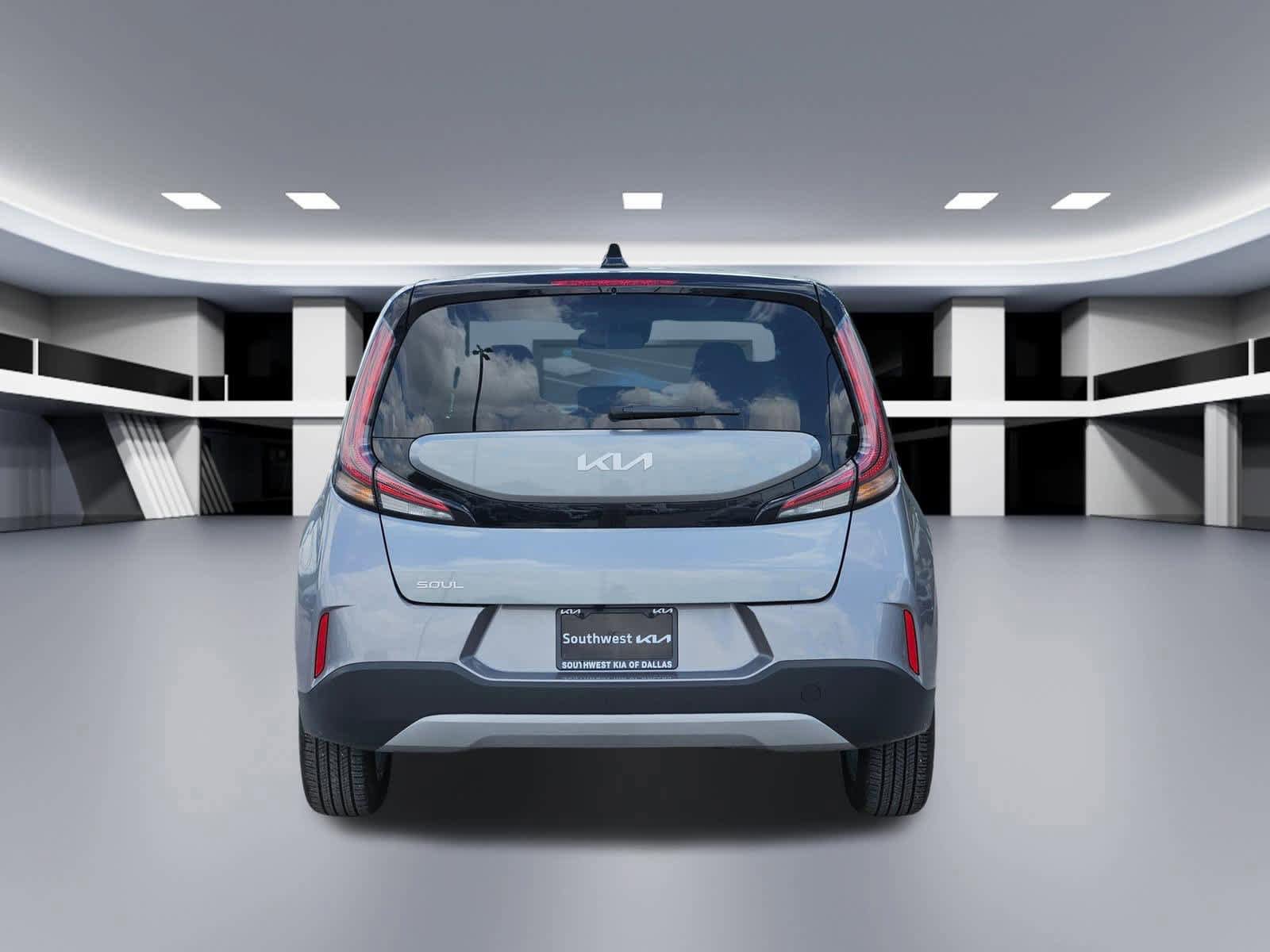Certified 2025 Kia Soul LX FWD image 4