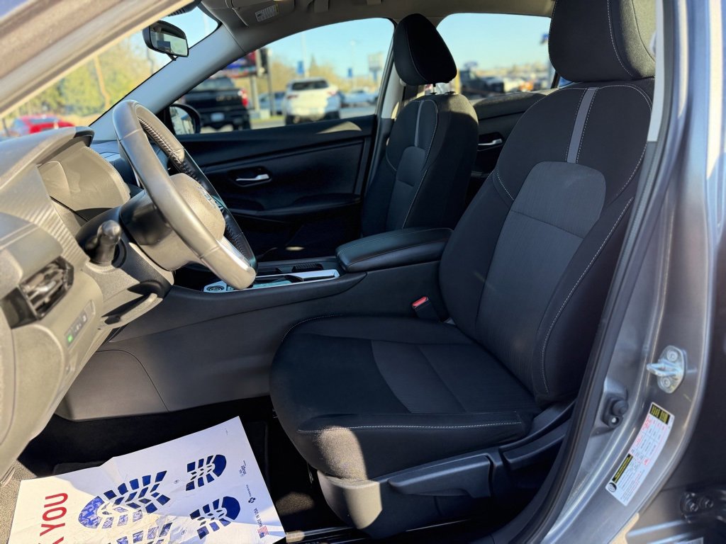 Used 2022 Nissan Sentra SV image 10